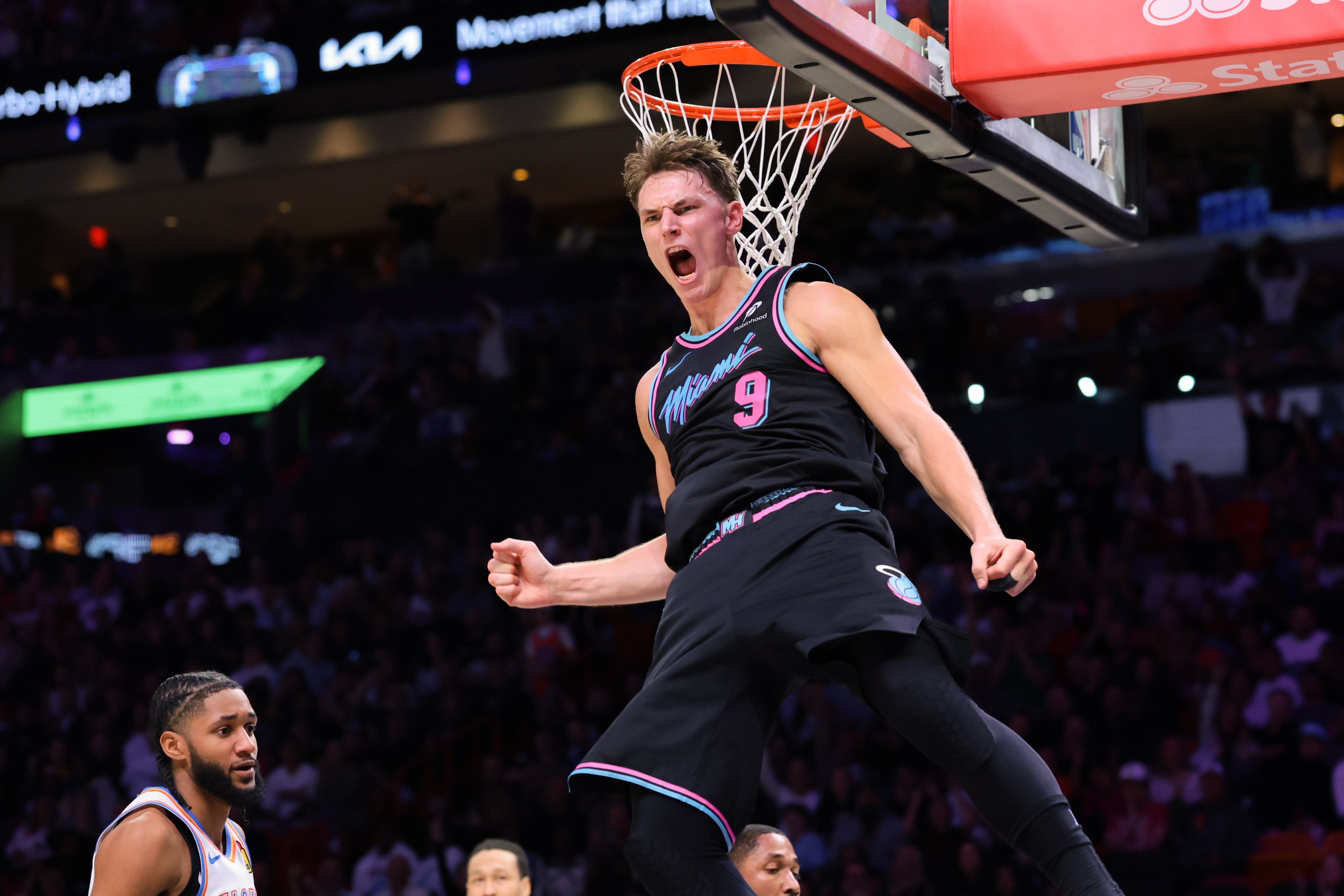 9中7砍16分6板！拉松谈表现：向教练队友学习 教练非常相信我们