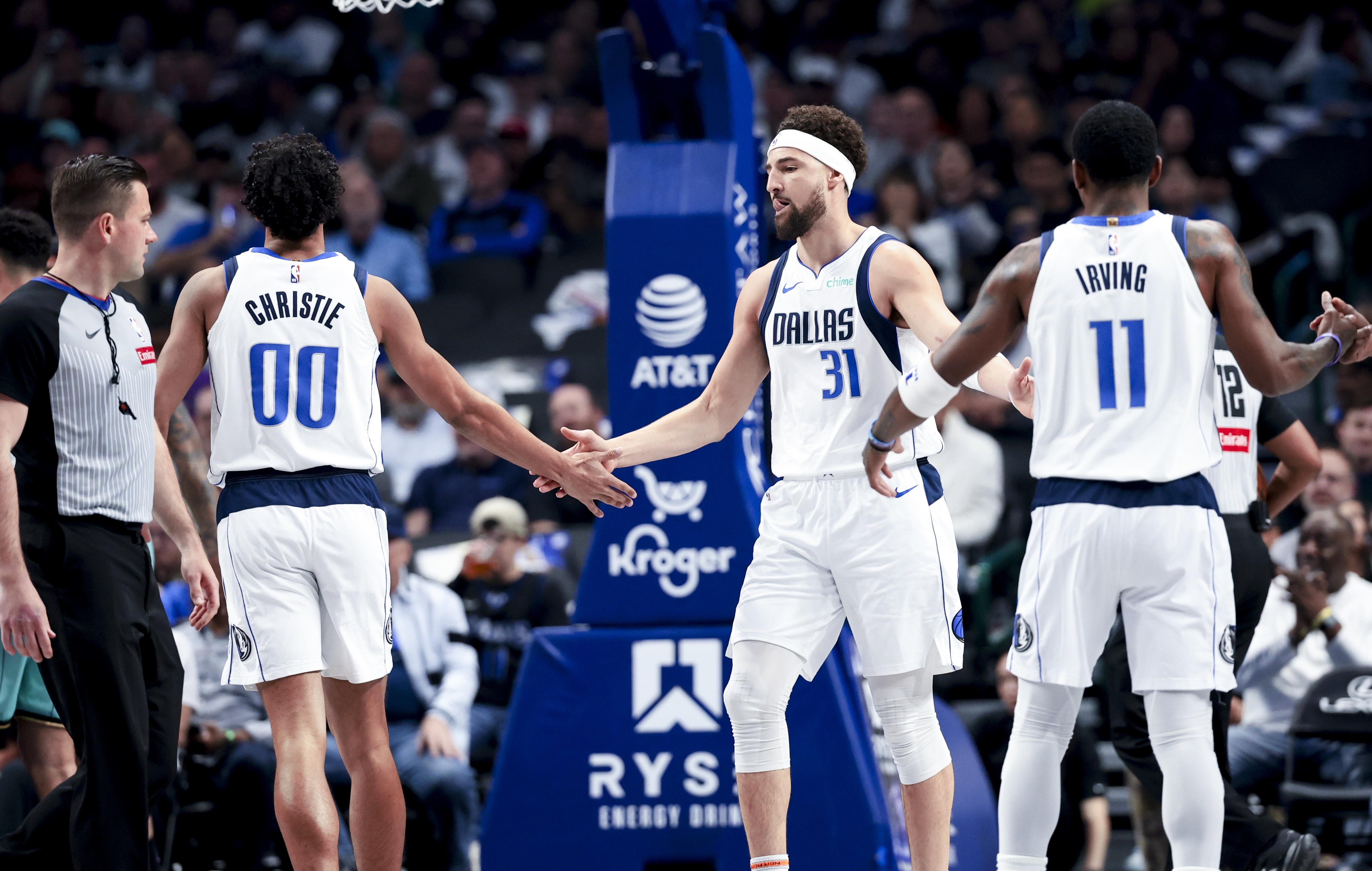 bob半岛体育平台-克莱手感热时？克里斯蒂：给他掩护/传球/让路 他是最佳射手之一